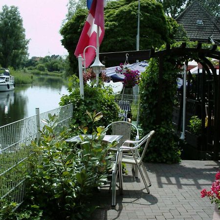 Appartements An Der Schleuse Lübz Buitenkant foto